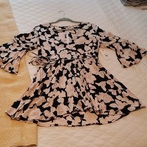 Billabong Dress  nwt